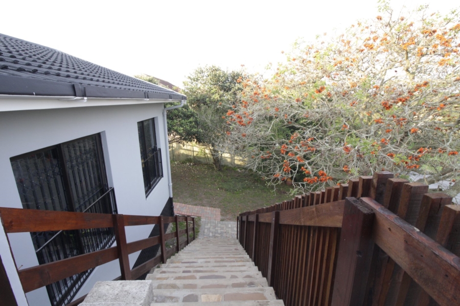 3 Bedroom Property for Sale in Aston Bay Eastern Cape
